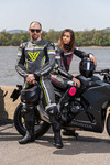 Sixgear Nitro motoros bőrruha Fekete/Fehér/UV